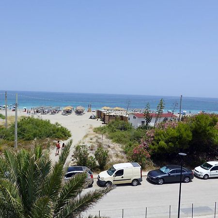 Giallomare Aparthotel Marzamemi Εξωτερικό φωτογραφία